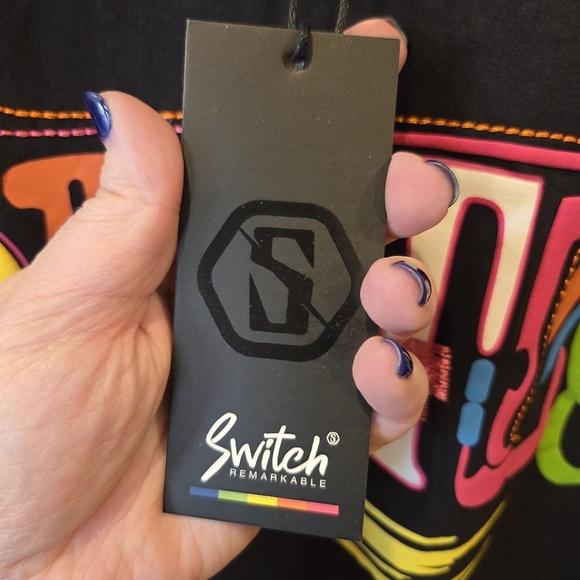 Switch Remarkable "Hustle" Limited Edition Graphic T-shirt 2XL  New Streetwear - Picture 7 of 12